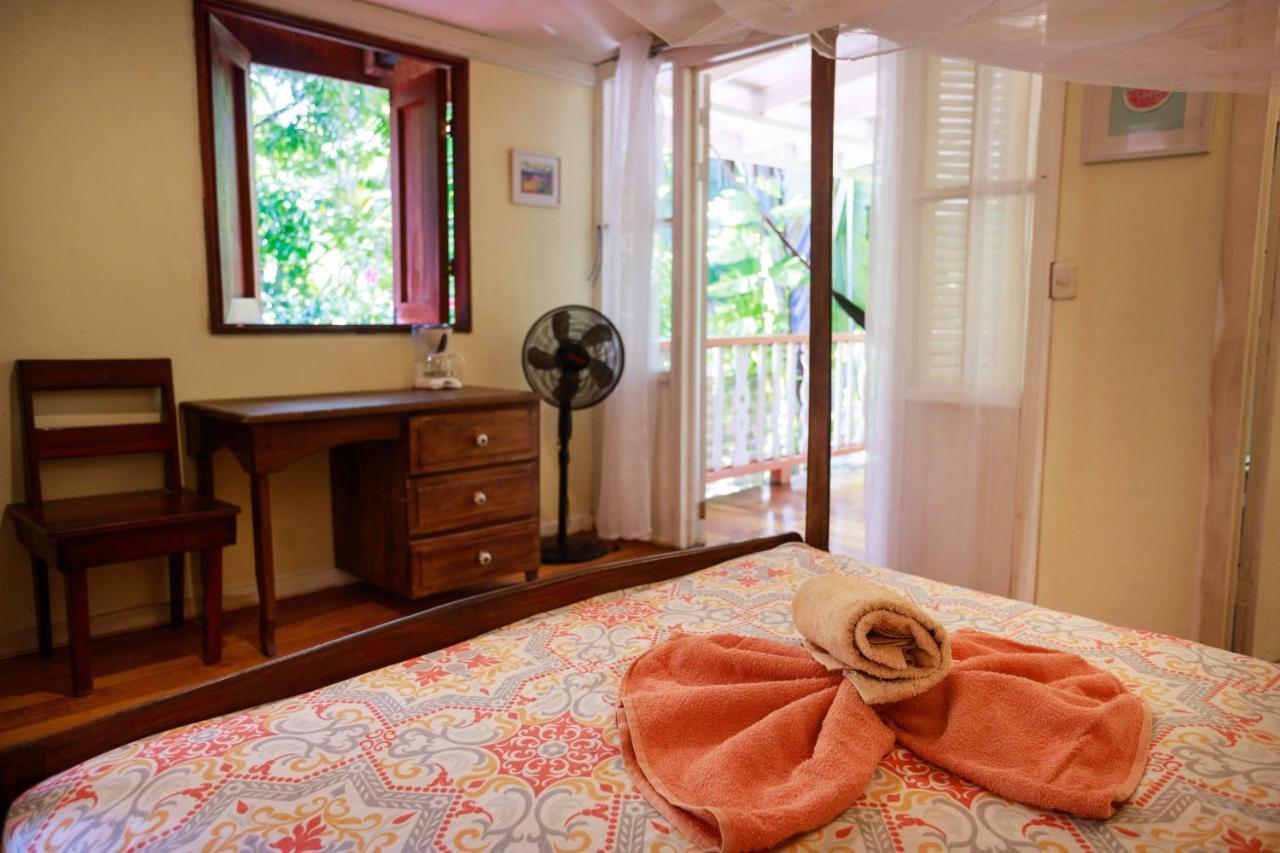 Cabinas Selvin Y Blanca Puerto Viejo de Talamanca Luaran gambar